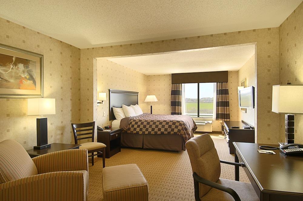 Wingate by Wyndham Warner Robins