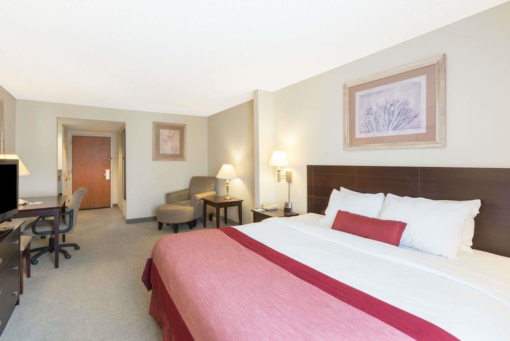 Wingate by Wyndham Tupelo