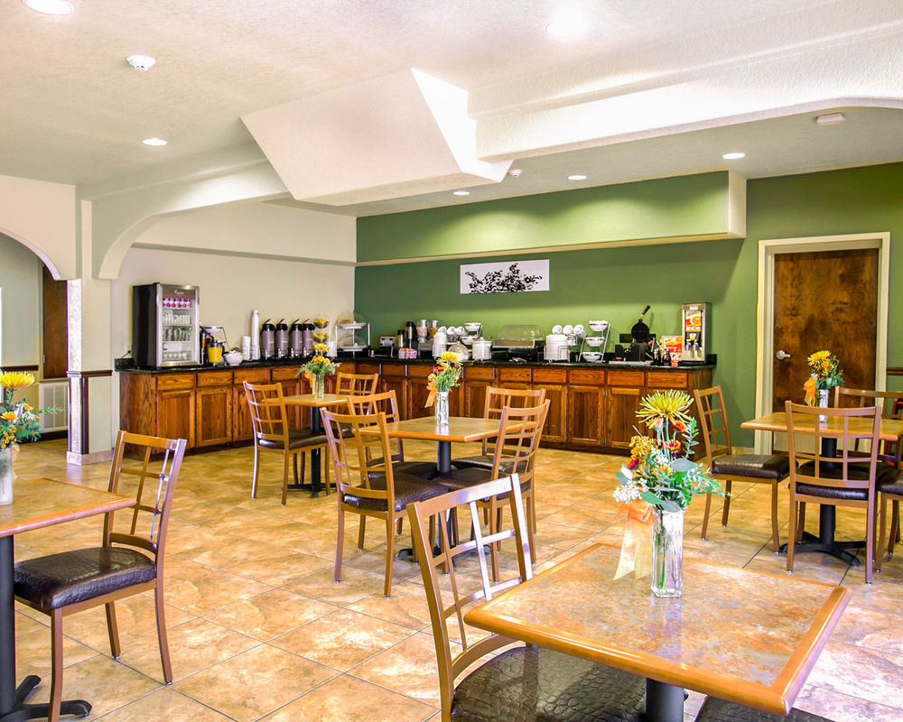 Sleep Inn & Suites near Palmetto State Park