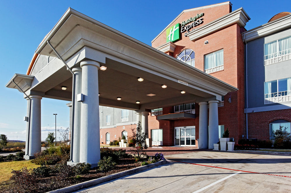 Holiday Inn Express Hotel & Suites Graham