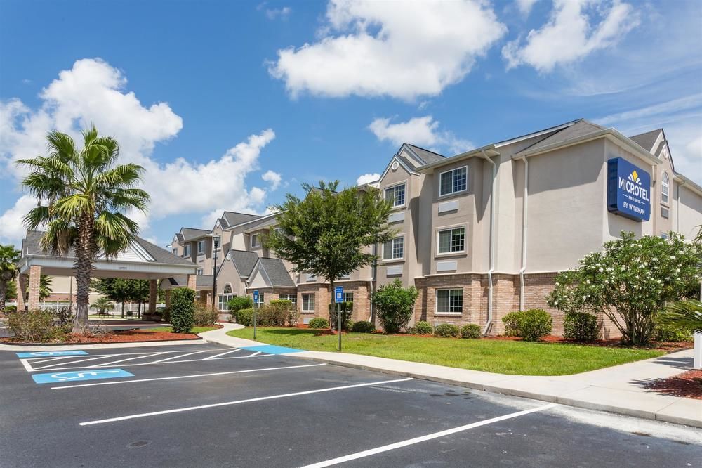 Microtel Inn & Suites by Wyndham Kingsland Naval Base I-95