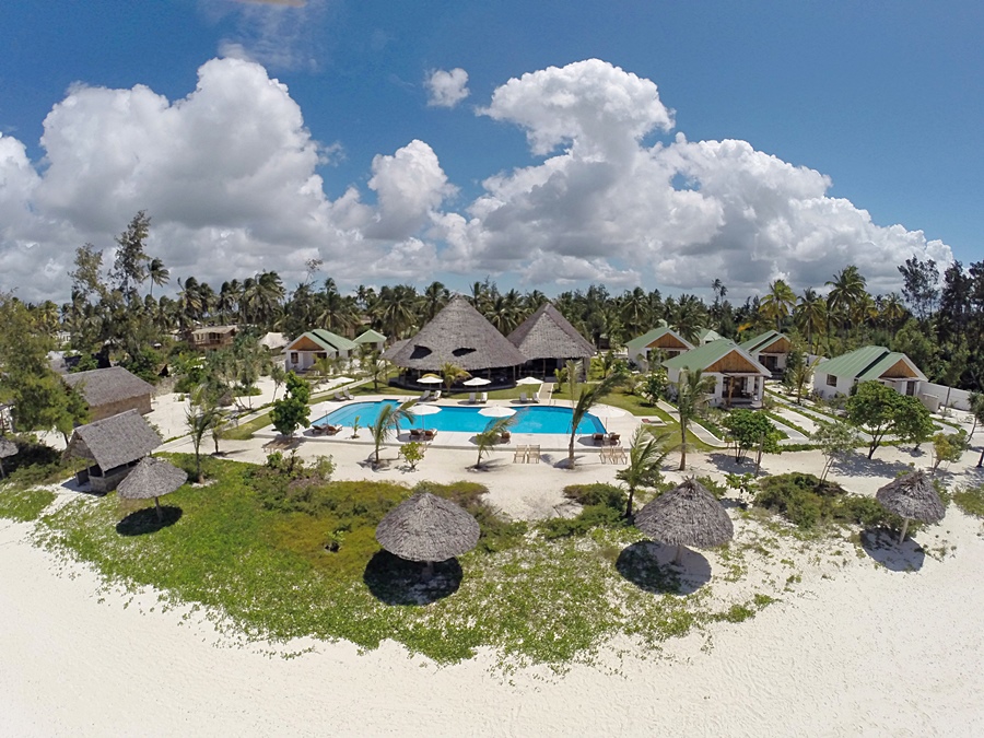 KISIWA ON THE BEACH