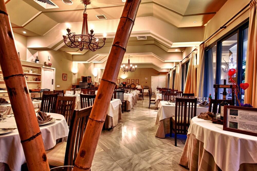 Fotos del hotel - AZZ Guadacorte Campo de Gibraltar