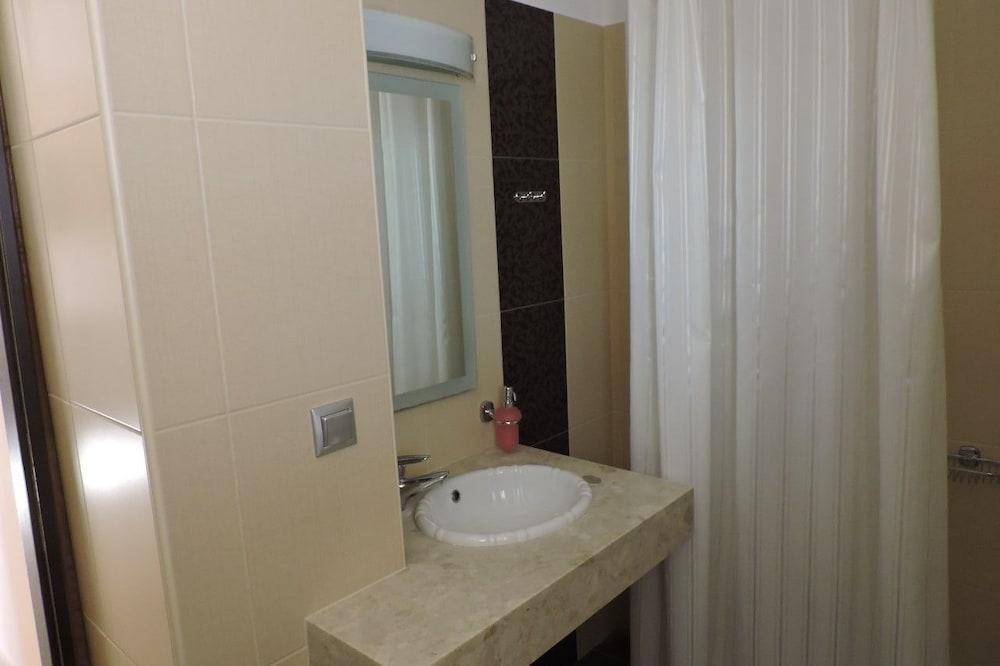 Fotos del hotel - GOLDEN ROSE SUITES