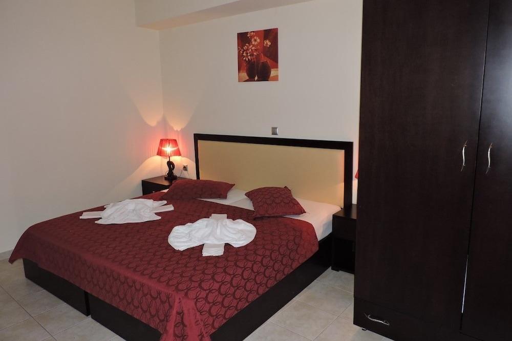 Fotos del hotel - GOLDEN ROSE SUITES