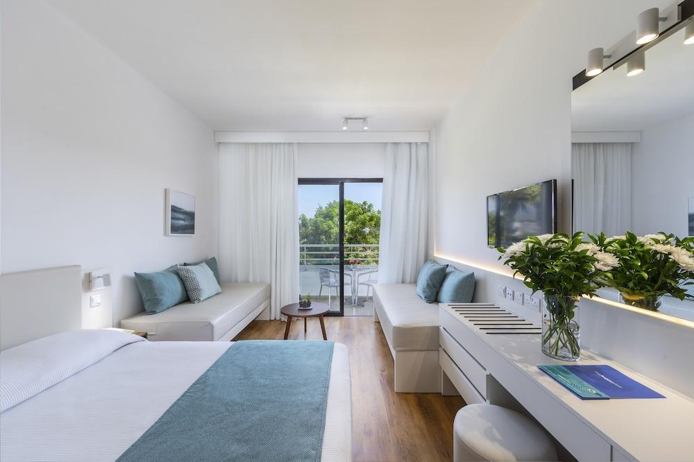 Fotos del hotel - LOUIS PHAETHON BEACH
