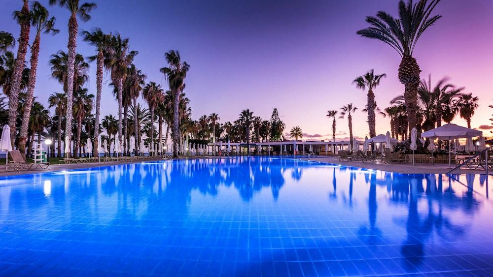 Fotos del hotel - LOUIS PHAETHON BEACH