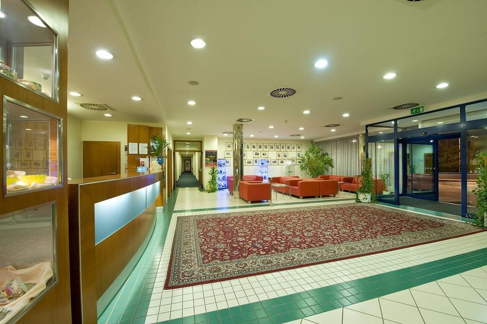 Fotos del hotel - Ramada Airport Prague