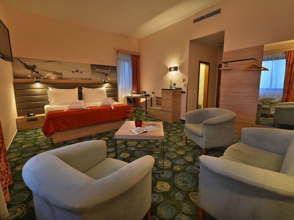 Fotos del hotel - Ramada Airport Prague