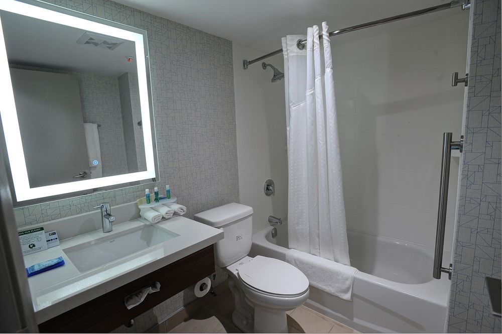 Fotos del hotel - Holiday Inn Express & Suites Toronto Airport West by IHG