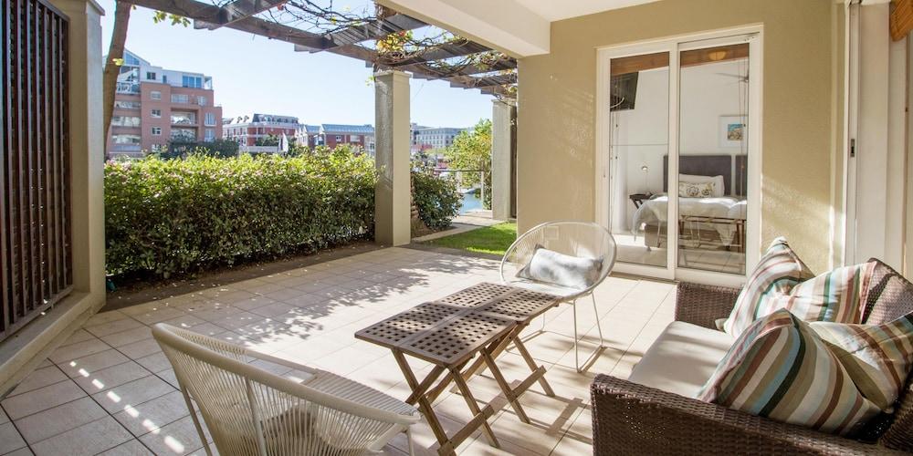 Fotos del hotel - WATERFRONT VILLAGE APARTMENTS