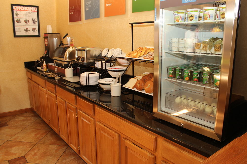 COMFORT INN
