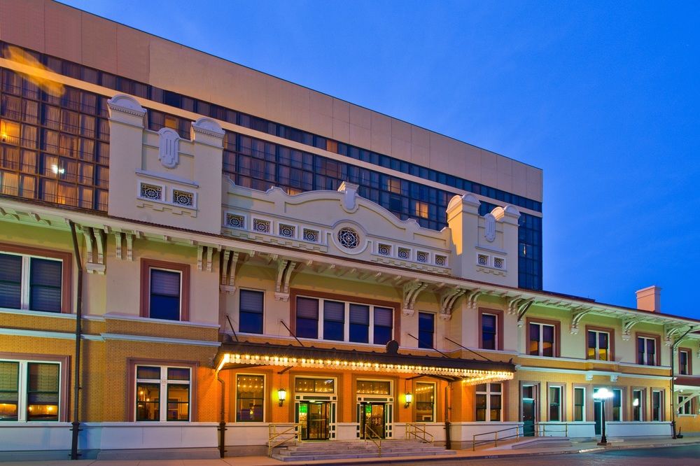 CROWNE PLAZA HOTEL PENSACOLA GRAND 