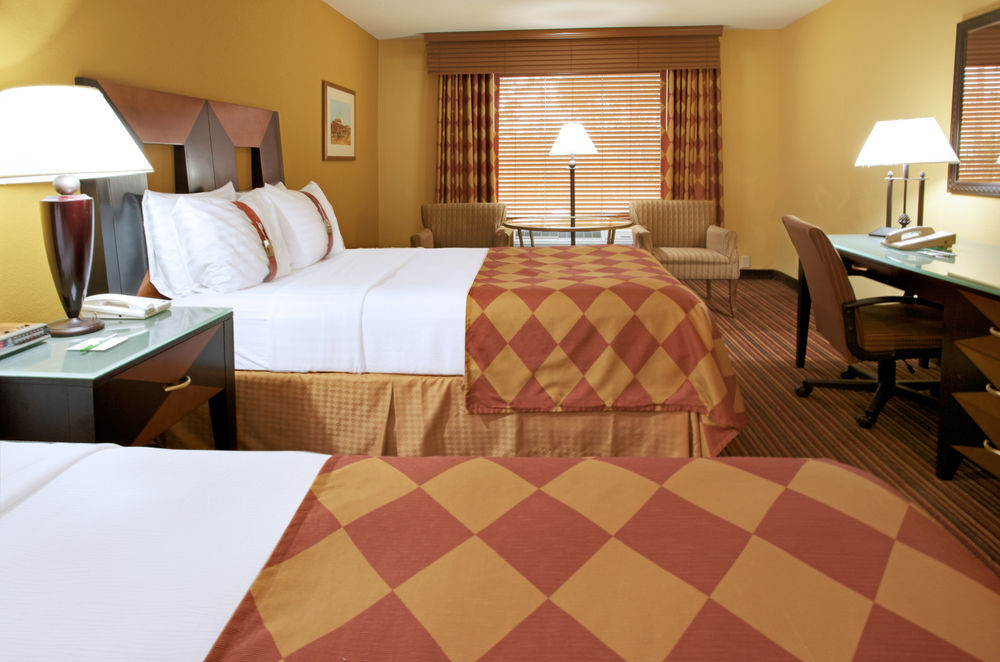 Holiday Inn Houston Intercontinental Airport, an IHG Hotel