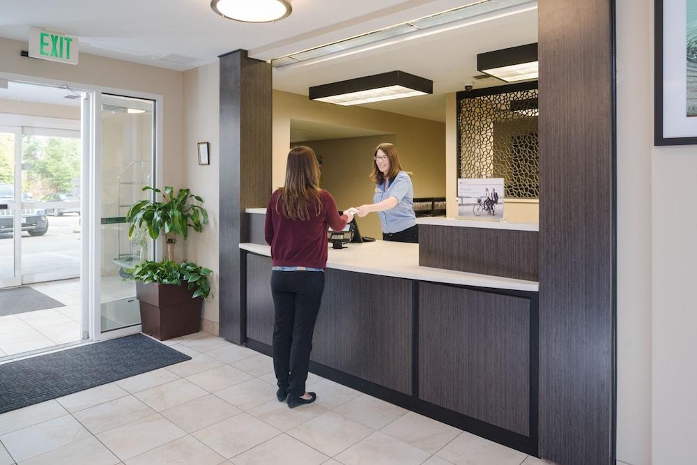 Candlewoods Suites Lacey, an IHG Hotel