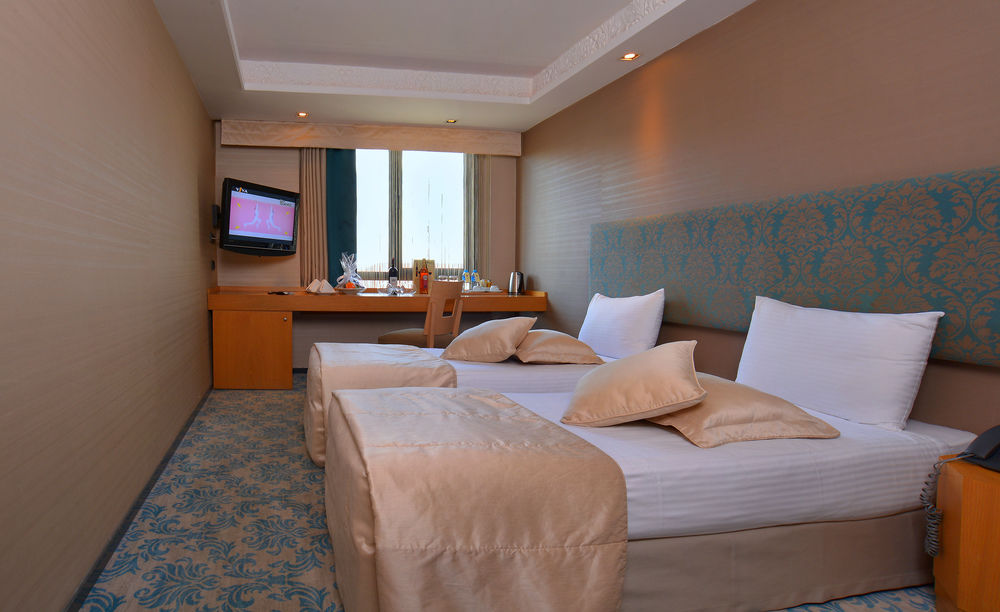 Pera Tulip Hotel